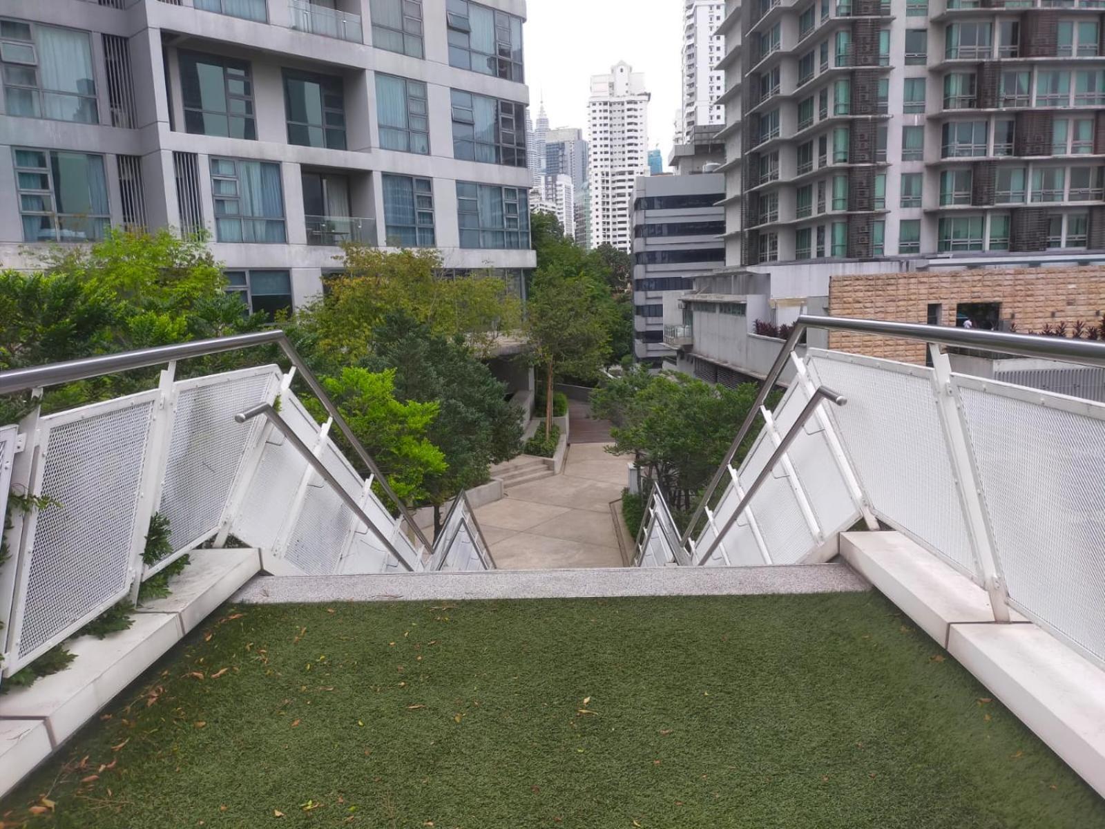 Robertson Bukit Bintang Apartment